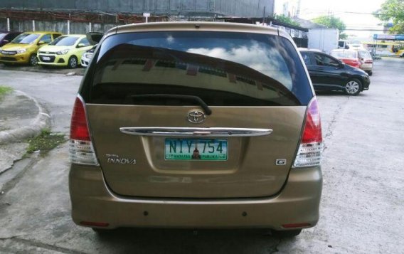 Selling Toyota Innova 2010 in Manila-3