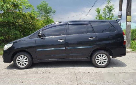 Selling Black Toyota Innova 2015 at 40600 km -3