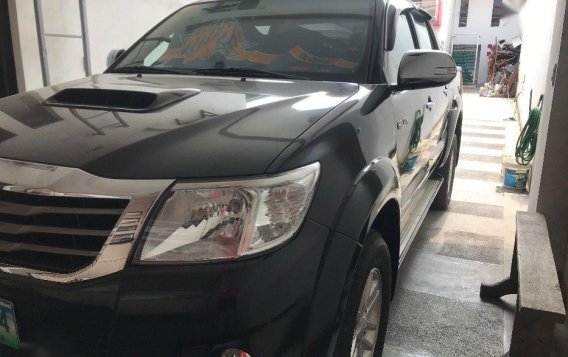 Used Toyota Hilux 2014 at 30000 km for sale-1