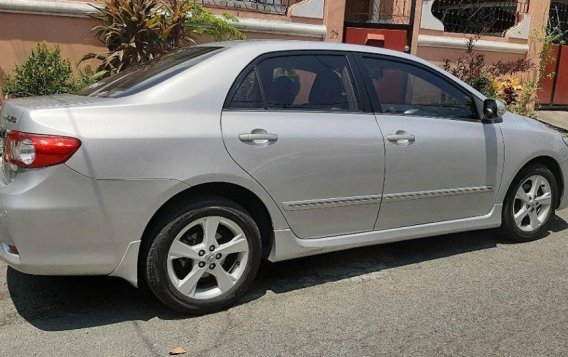 Sell 2nd Hand 2013 Toyota Altis Automatic Gasoline at 70000 km in Las Piñas-2