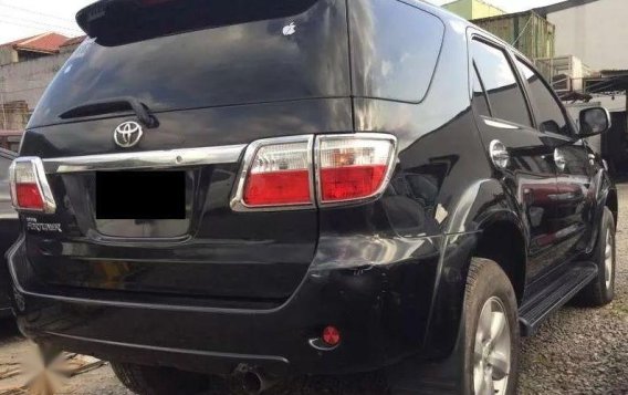 Toyota Fortuner 2006 Automatic Gasoline for sale in Bacoor-1