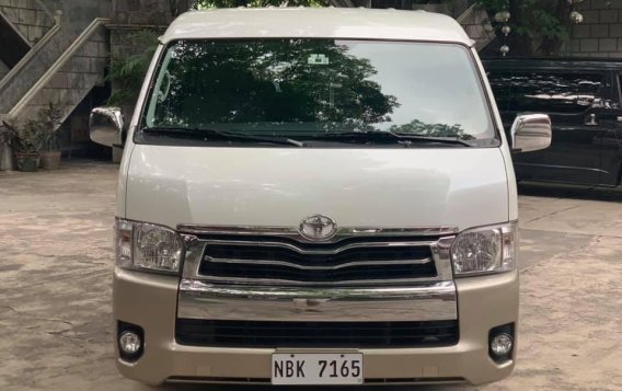 Sell White 2018 Toyota Hiace Van Automatic in Gasoline at 11000 km in Quezon City