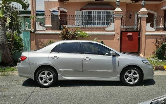 Sell 2nd Hand 2013 Toyota Altis Automatic Gasoline at 70000 km in Las Piñas-4
