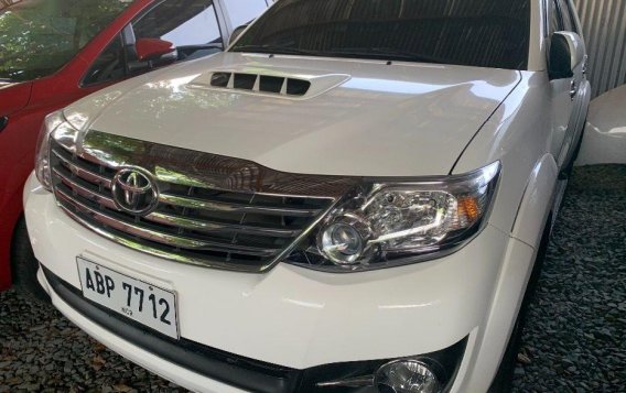 White Toyota Fortuner 2016 Manual Diesel for sale in Quezon City