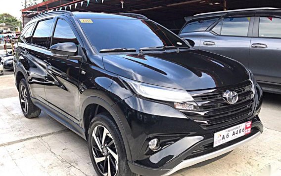 Selling Toyota Rush 2018 Automatic Gasoline in Mandaue