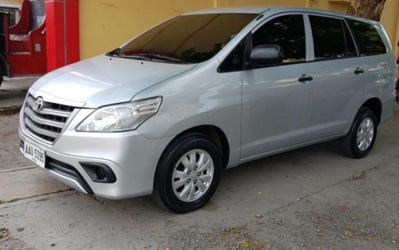 Sell 2nd Hand 2015 Toyota Innova Automatic Diesel in Rosales-4