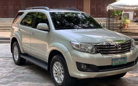 Sell Silver 2012 Toyota Fortuner at 35000 km in Manila-3