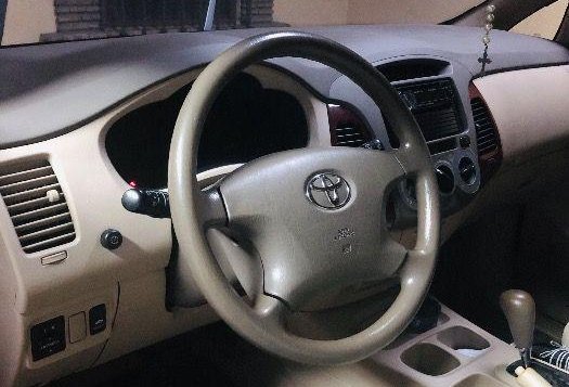 Selling Toyota Innova 2005 Automatic Gasoline in Parañaque-2