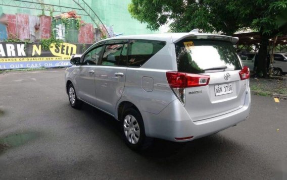 Sell 2nd Hand 2017 Toyota Innova Manual Diesel in Mandaluyong-5