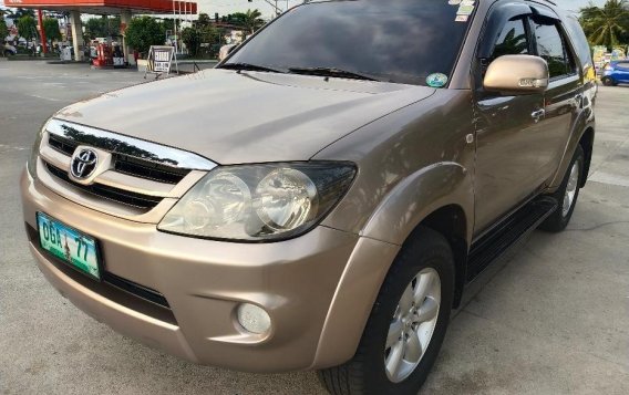 Selling Toyota Fortuner 2006 in Bacoor-2