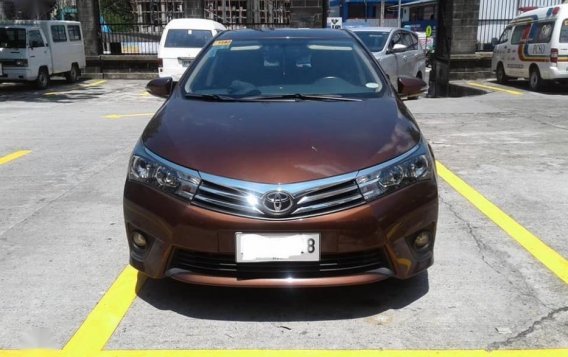 Sell 2nd Hand 2014 Toyota Altis in Makati-1