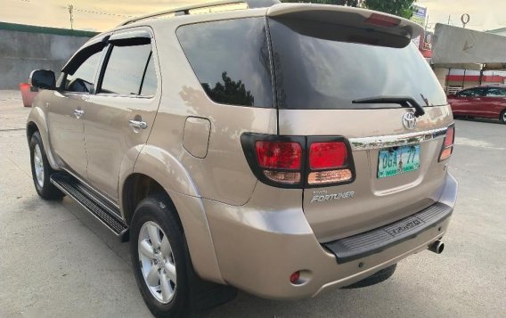 Selling Toyota Fortuner 2006 in Bacoor-6