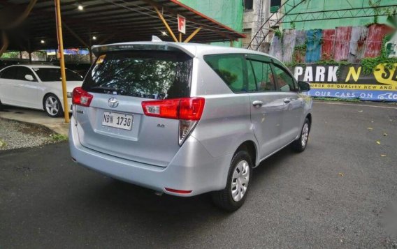 Sell 2nd Hand 2017 Toyota Innova Manual Diesel in Mandaluyong-3