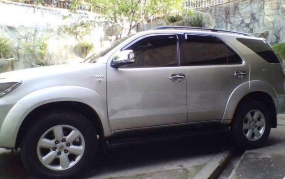 Toyota Fortuner 2009 Automatic Gasoline for sale in Cebu City