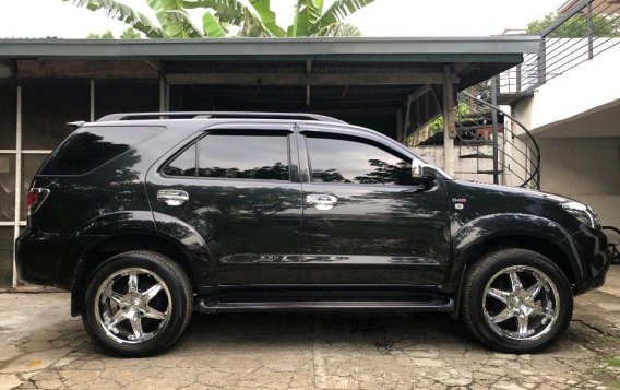 Toyota Fortuner 2006 at 90000 km for sale in Las Piñas-2
