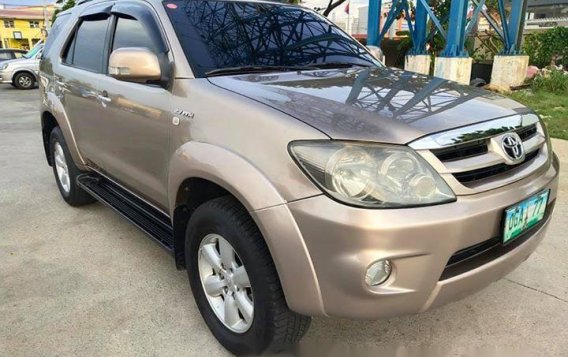 Toyota Fortuner 2006 Automatic Gasoline 