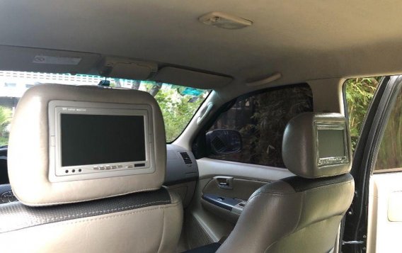 Toyota Fortuner 2006 at 90000 km for sale in Las Piñas-8