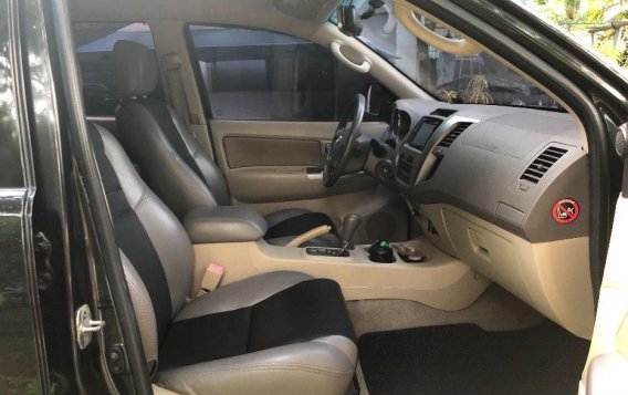 Toyota Fortuner 2006 at 90000 km for sale in Las Piñas-4