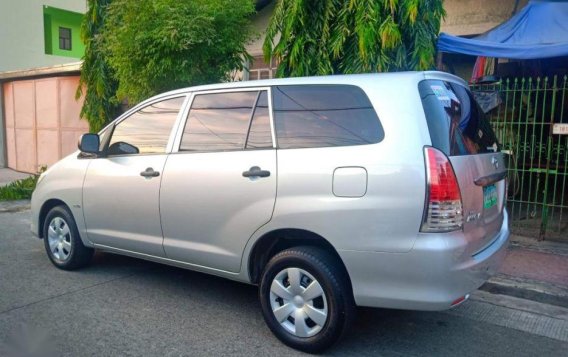 Selling Toyota Innova 2010 Manual Diesel in Taguig-1