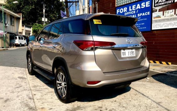 Toyota Fortuner 2017 Automatic Gasoline for sale in Manila-5