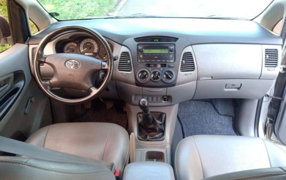 Selling Toyota Innova 2010 Manual Diesel in Taguig-5