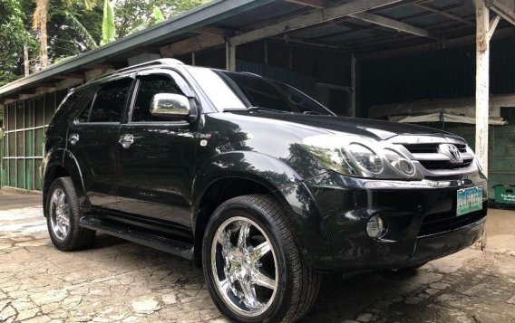 Toyota Fortuner 2006 at 90000 km for sale in Las Piñas-1