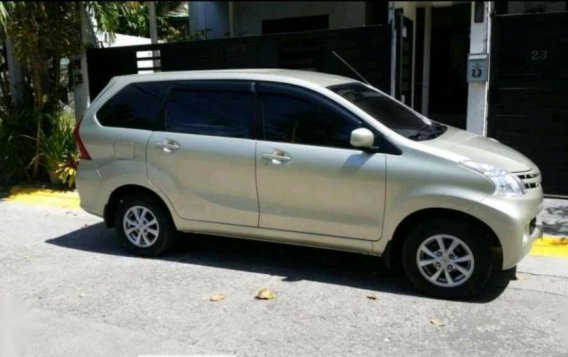 Selling Toyota Avanza 2015 at 40000 km in Quezon City