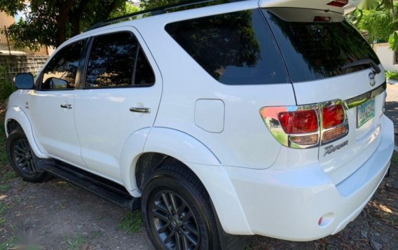 Toyota Fortuner 2008 Automatic Diesel for sale in Las Piñas-3