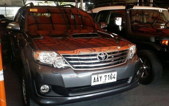 Selling Grey Toyota Fortuner 2014 Automatic Diesel in Pasig City