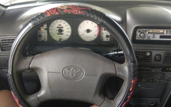 Selling Toyota Corolla 2000 at 110000 km in Las Piñas-7