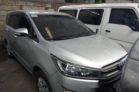 Sell 2017 Toyota Innova at 59000 km in Makati-3