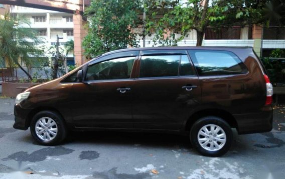 Selling 2nd Hand Toyota Innova 2013 Manual Diesel at 80000 km in Manila-3