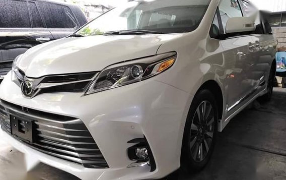 Toyota Sienna 2019 Automatic Gasoline for sale in Manila-2