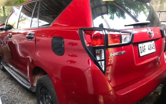 Sell Red 2017 Toyota Innova at 20000 km in Quezon City-1