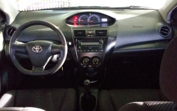 Selling Toyota Vios 2011 Manual Gasoline in Dumaguete-6