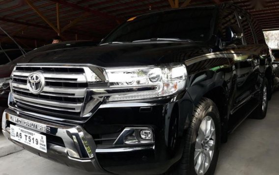 Selling Brand New Toyota Land Cruiser 2019 in Pasig