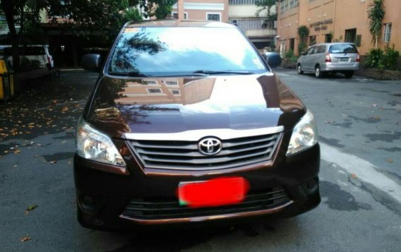 Selling 2nd Hand Toyota Innova 2013 Manual Diesel at 80000 km in Manila-1