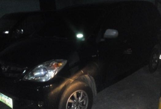 Selling 2nd Hand Toyota Avanza Manual Gasoline in Mandaluyong-2