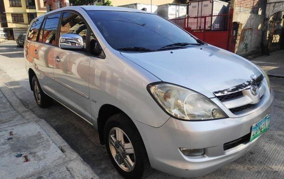 Selling Silver Toyota Innova 2007 Automatic Gasoline at 120000 km in Manila-2