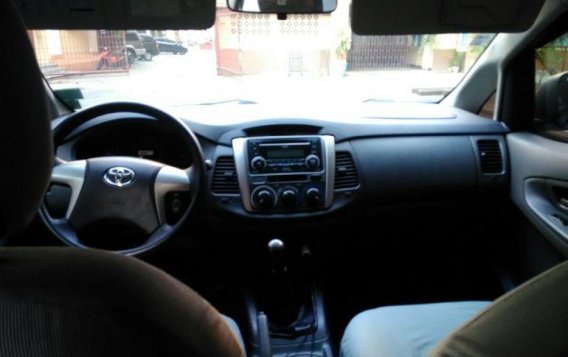 Selling 2nd Hand Toyota Innova 2013 Manual Diesel at 80000 km in Manila-7