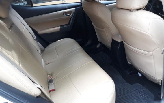 Toyota Altis 2016 at 20000 km for sale in Pasig-8