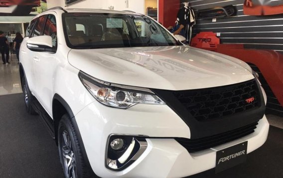 Selling Brand New Toyota Fortuner 2019 in Manila