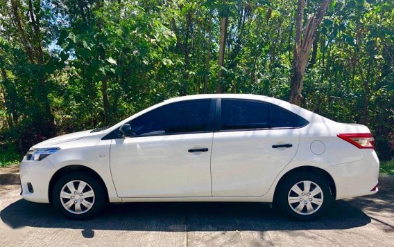 Toyota Vios 2018 at 10000 km for sale in Cebu City-2