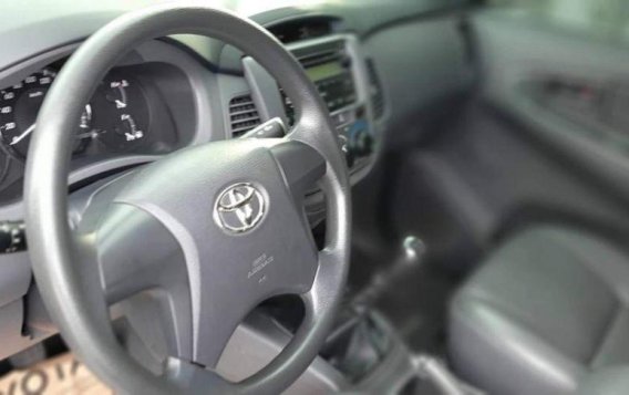 2nd Hand Toyota Innova 2014 for sale in Calasiao-5