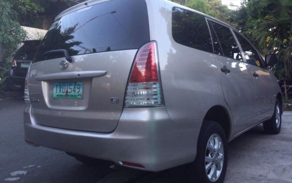 Toyota Innova 2011 for sale in Quezon City-3