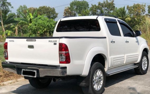 Selling 2nd Hand Toyota Hilux 2014 Automatic Diesel in Balagtas-5