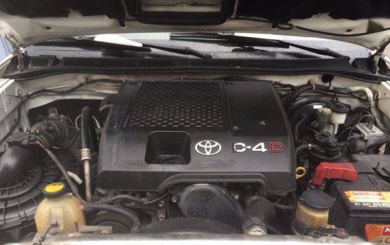 Toyota Fortuner 2007 Automatic Diesel for sale in Quezon City-8