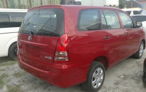 Selling 2nd Hand Toyota Innova 2013 at 30000 km in Cainta-3