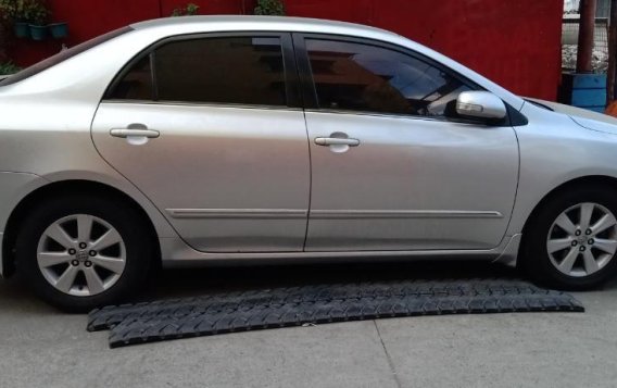 Selling Toyota Altis 2013 at 40000 km in Manila-2