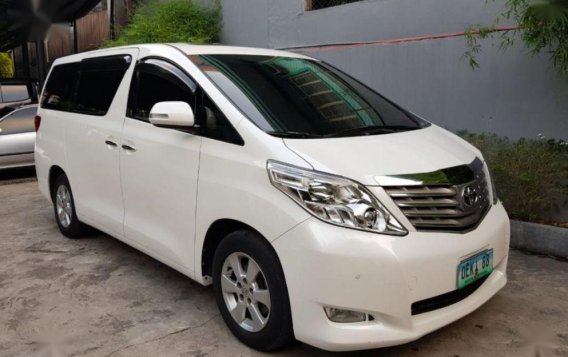 Selling 2nd Hand Toyota Alphard 2010 in Quezon City-1